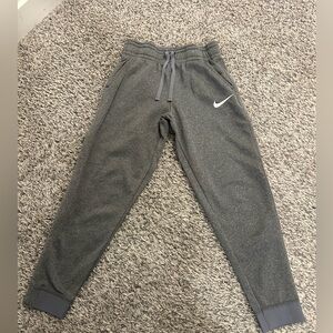 Nike Kids Gray Heather Jogger Sweatpants with White Swoosh